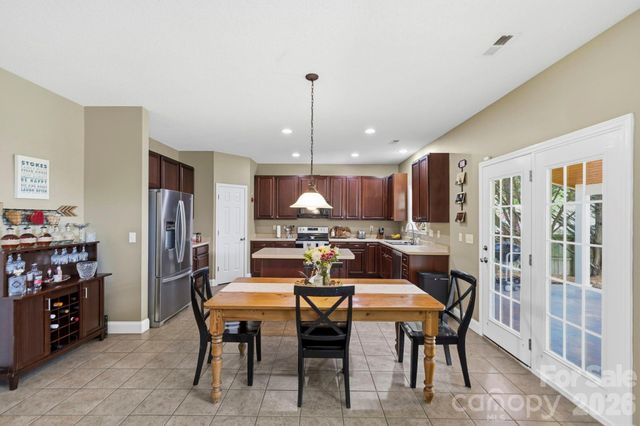 266 Wildbriar Road, Fletcher, NC 28732