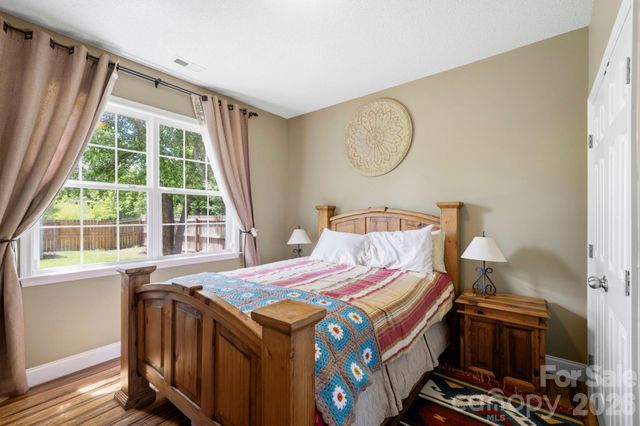266 Wildbriar Road, Fletcher, NC 28732