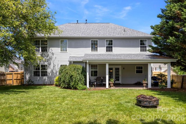 266 Wildbriar Road, Fletcher, NC 28732