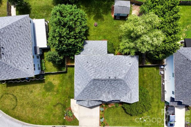 266 Wildbriar Road, Fletcher, NC 28732