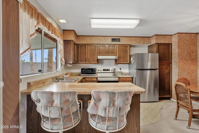 2116 W WESTERN Drive, Chandler, AZ 85224