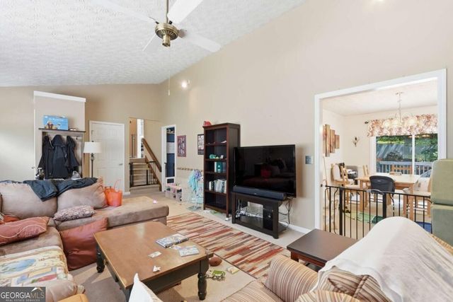 5045 Ravenwood Drive, Marietta, GA 30066