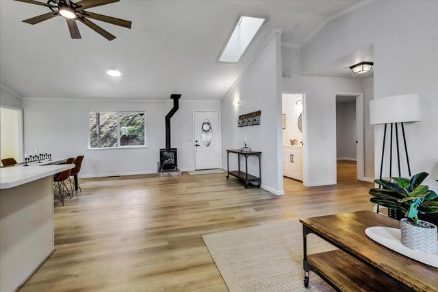 15690 Fay Rd, Grass Valley, CA 95949