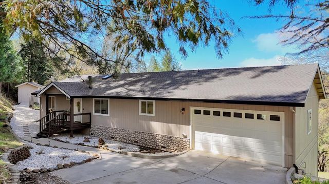 15690 Fay Rd, Grass Valley, CA 95949
