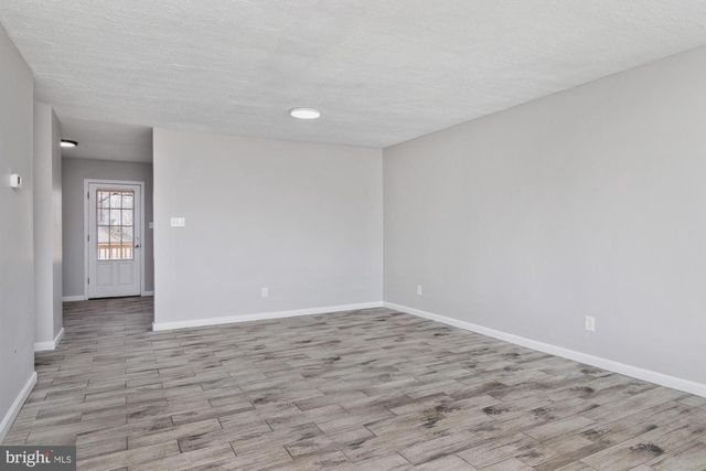 42 HOLCUMB CT, Baltimore, MD 21220