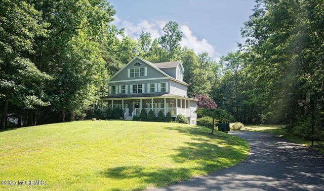 18 Nancy Court, Jackson, NJ 08527