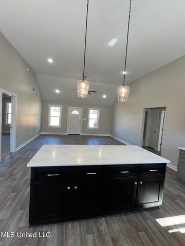 3775 Hernando Road, Holly Springs, MS 38635