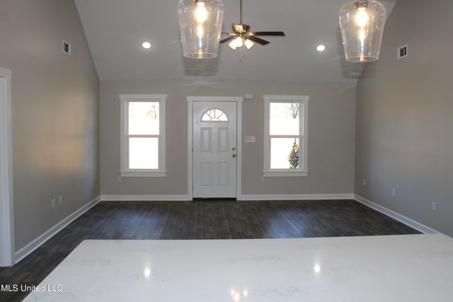 3775 Hernando Road, Holly Springs, MS 38635