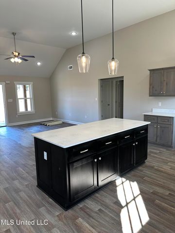 3775 Hernando Road, Holly Springs, MS 38635