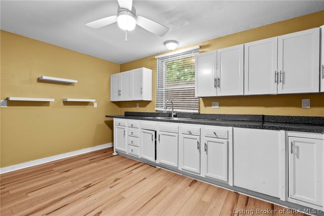 3285 Budd Road, New Albany, IN 47150