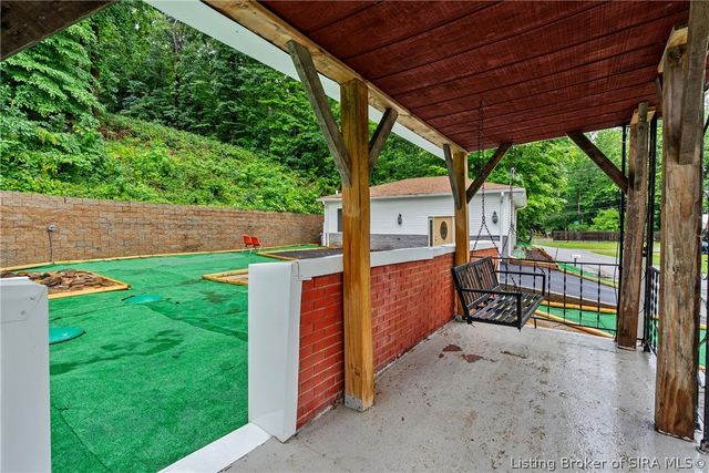 3285 Budd Road, New Albany, IN 47150