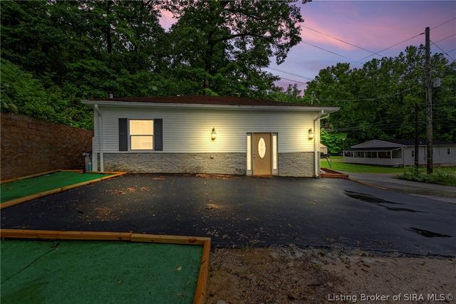 3285 Budd Road, New Albany, IN 47150