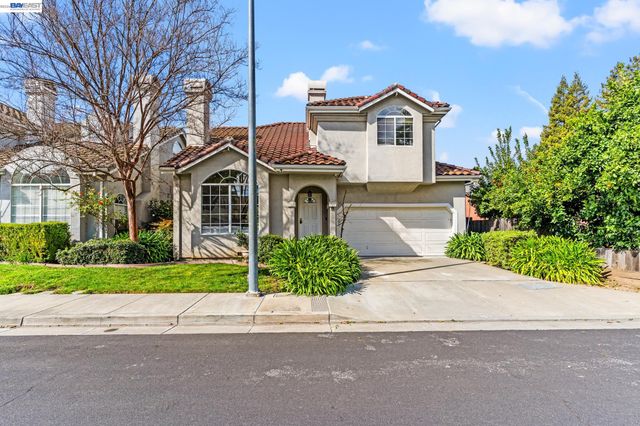 283 Esther Ave, Campbell, CA 95008