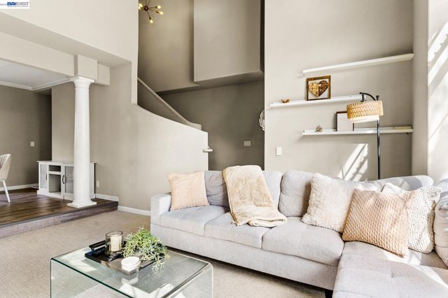 283 Esther Ave, Campbell, CA 95008