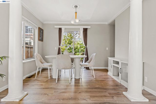 283 Esther Ave, Campbell, CA 95008