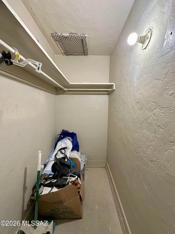 15 N Bonita Avenue, Tucson, AZ 85745