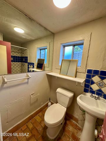 15 N Bonita Avenue, Tucson, AZ 85745