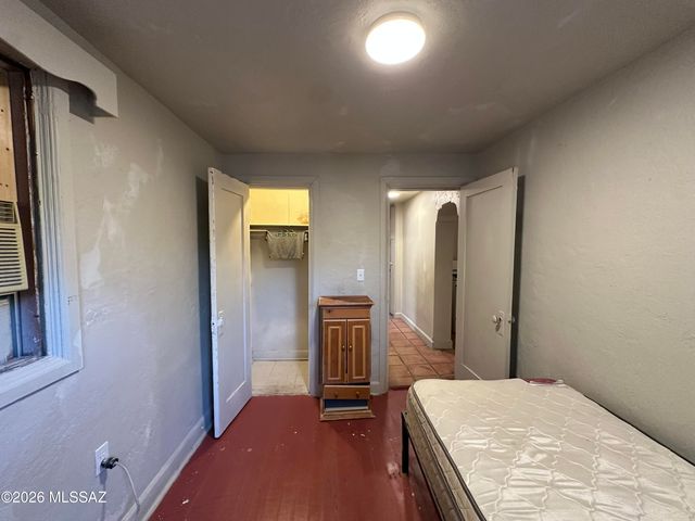 15 N Bonita Avenue, Tucson, AZ 85745