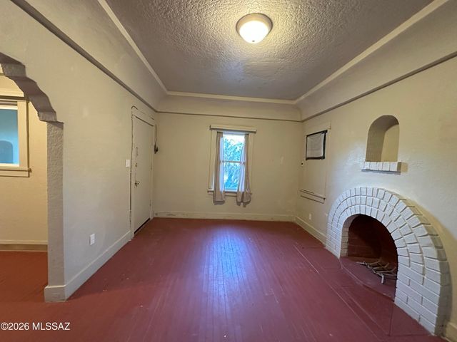 15 N Bonita Avenue, Tucson, AZ 85745