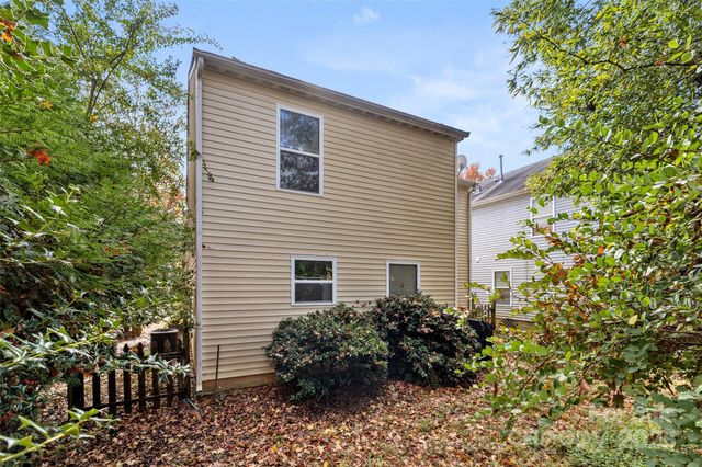 5429 Idlewild Road N, Charlotte, NC 28227