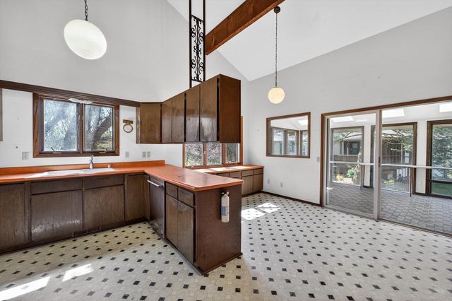 501 Ozark Trail, Madison, WI 53705