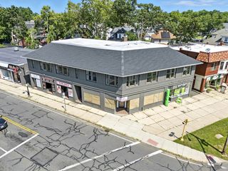 752 Sumner Ave, Springfield, MA 01108