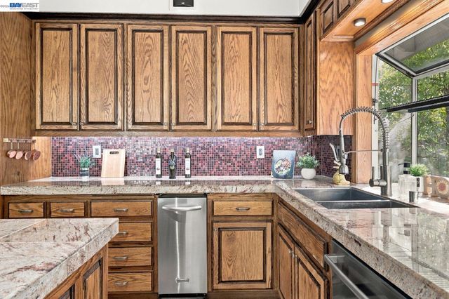 2956 Amoroso Ct, Pleasanton, CA 94566