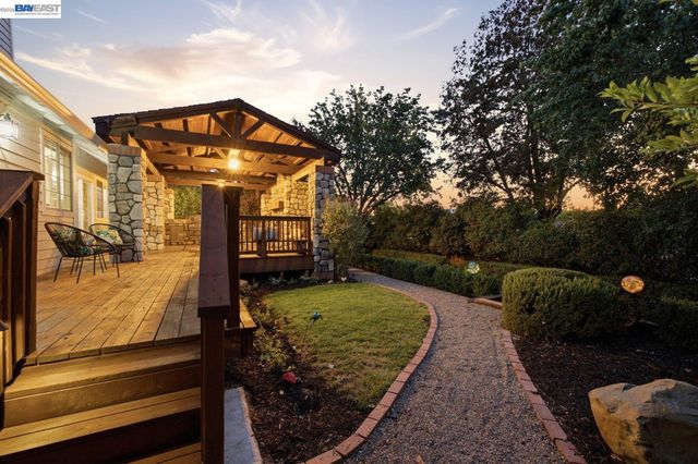 2956 Amoroso Ct, Pleasanton, CA 94566