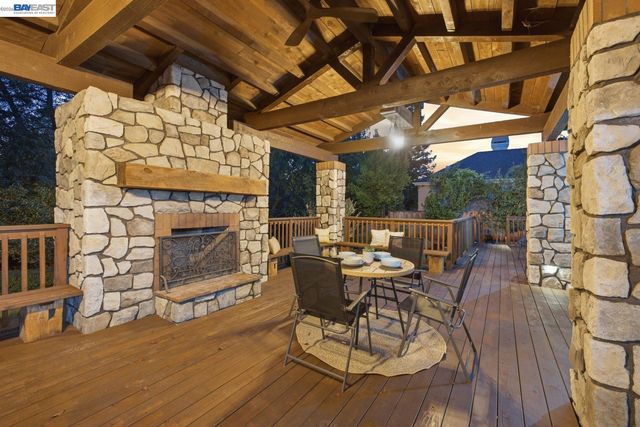 2956 Amoroso Ct, Pleasanton, CA 94566
