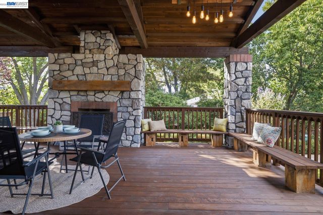 2956 Amoroso Ct, Pleasanton, CA 94566