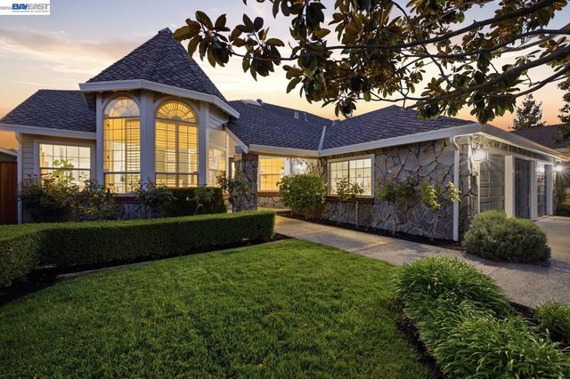 2956 Amoroso Ct, Pleasanton, CA 94566