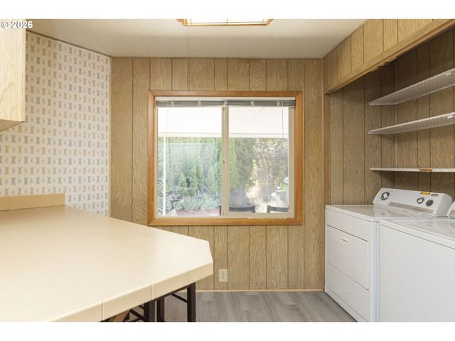11387 Sw ROYAL VILLA Dr, Portland, OR 97224