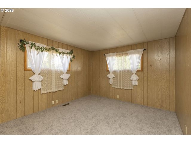 11387 Sw ROYAL VILLA Dr, Portland, OR 97224