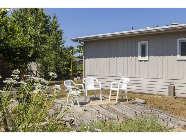 11387 Sw ROYAL VILLA Dr, Portland, OR 97224