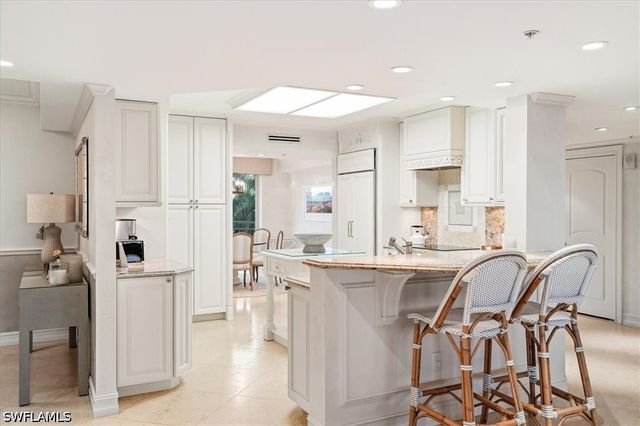 7515 Pelican Bay BLVD 5C, Naples, FL 34108