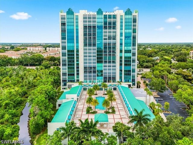 7515 Pelican Bay BLVD 5C, Naples, FL 34108