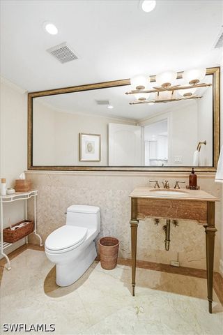 7515 Pelican Bay BLVD 5C, Naples, FL 34108