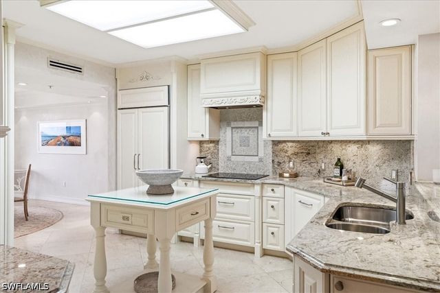 7515 Pelican Bay BLVD 5C, Naples, FL 34108
