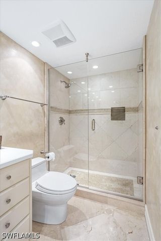 7515 Pelican Bay BLVD 5C, Naples, FL 34108