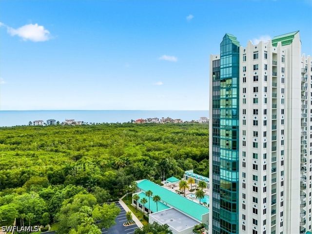 7515 Pelican Bay BLVD 5C, Naples, FL 34108
