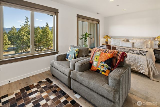 10 Wildflower Loop, Cle Elum, WA 98922