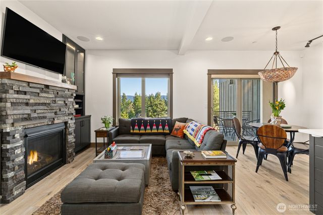 10 Wildflower Loop, Cle Elum, WA 98922