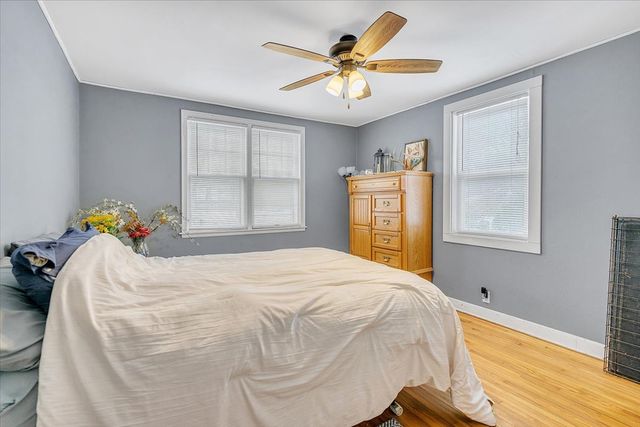 21626 Oak Grove Road, Harvard, IL 60033