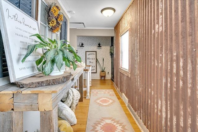 21626 Oak Grove Road, Harvard, IL 60033