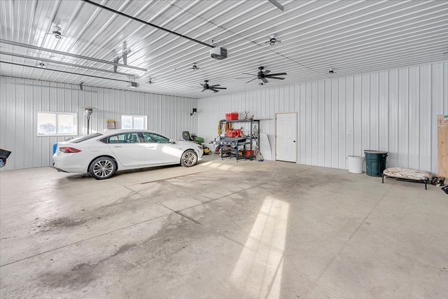 21626 Oak Grove Road, Harvard, IL 60033