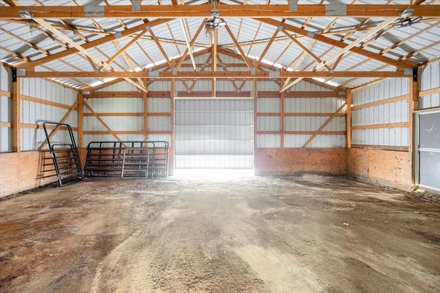 21626 Oak Grove Road, Harvard, IL 60033