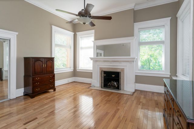 900 Vine Street 8, Chattanooga, TN 37403