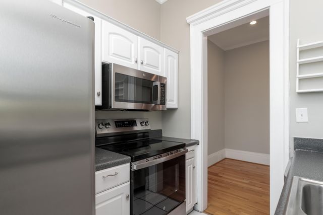 900 Vine Street 8, Chattanooga, TN 37403