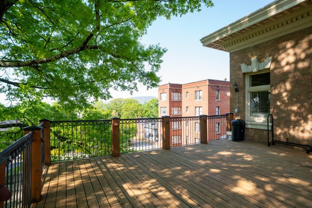 900 Vine Street 8, Chattanooga, TN 37403