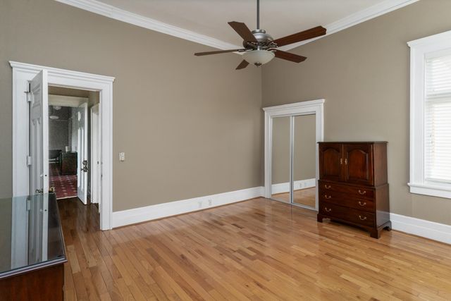 900 Vine Street 8, Chattanooga, TN 37403